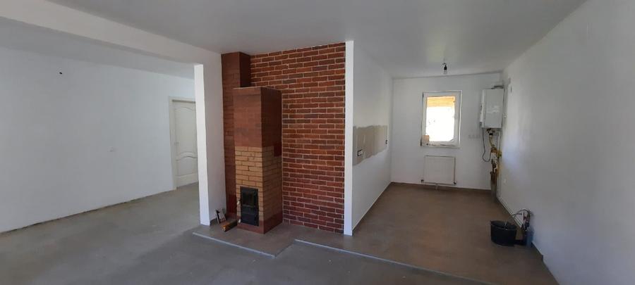 Casa de vanzare, central Tg.Ocna