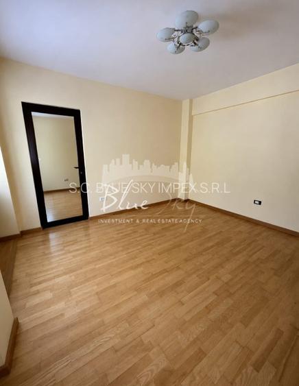 Apartament 3 camere situat pe Bd. Tomis- Sala Sporturilor