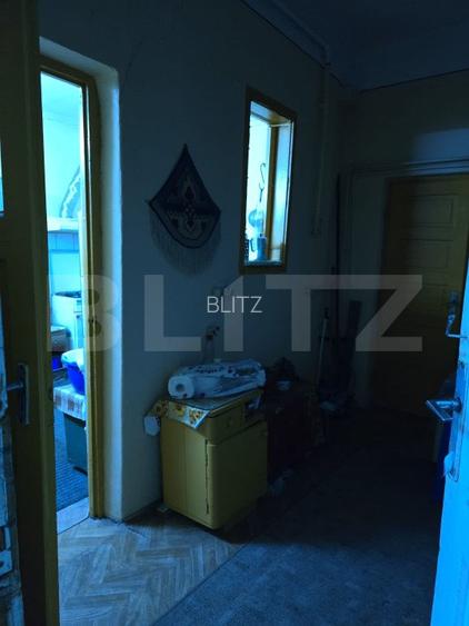 Casa de vanzare, 6 camere, 137 mp, teren 579 mp, zona semicentrala - 9