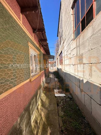Casă de vânzare in zona KM 5, Constanța | 4 Camere | Teren 430 mp - 5