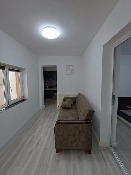 DELFINARIU CASA CU 3 CAMERE 130MP PRET 175000 EURO