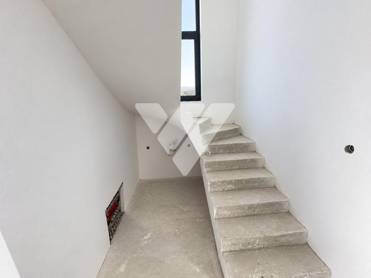 Casa individuala premium 4 camere 2 bai teren 310 mp Cristian Sibiu
