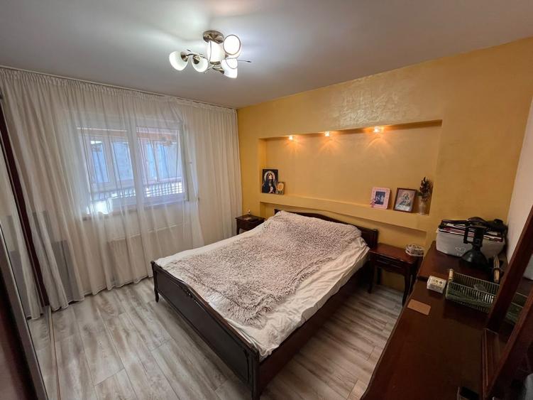 3 Camere | Centrală Proprie | Parcare | Decomandat