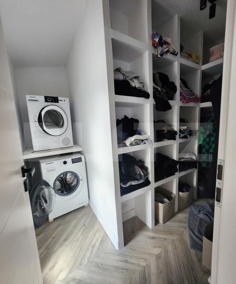 Casă înșiruită, la cheie, garaj, ansamblu inchis, zona TERRA