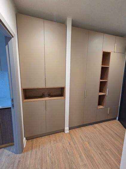 Apartament 2 camere de vânzare +curte