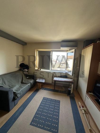 Apartament 4 camere, 2 bai, 2 balcoane, centrala