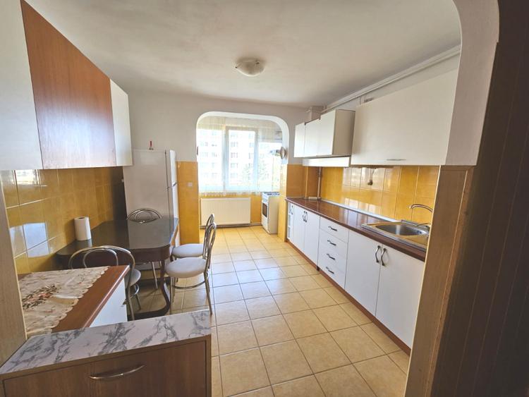 Apartament 3 camere Centru Civic!