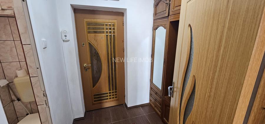 Exclusivitate !Far/ Abator .  Va propunem o garsoniera de 32 mp , - 3