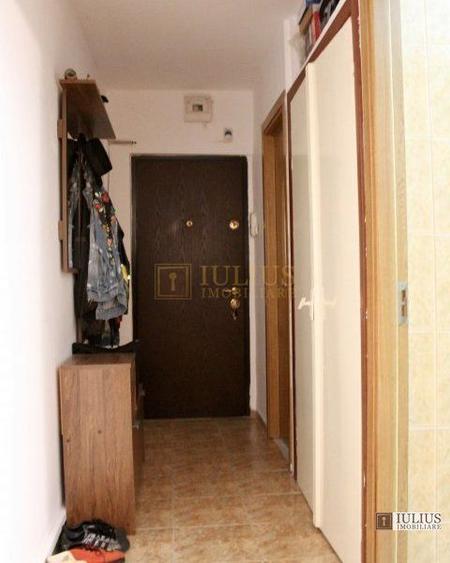 1 camera, centrala proprie; Complex Studentesc - Rest. Dinar.