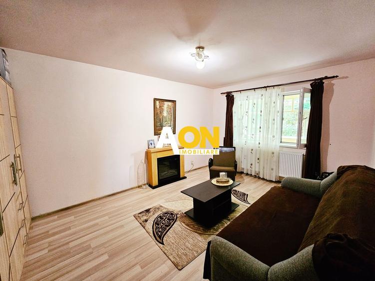 Apartament 4 camere, 2 balcoane, 2 bai, 79 mp utili, zona Closca