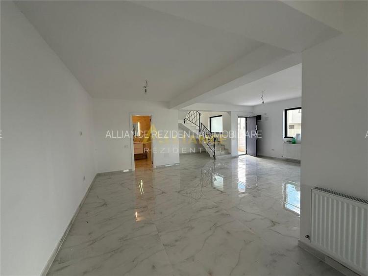 Vila pe prima strada / 4 Camere / 3 Bai / Incalzire Pardoseala / Teren 308 mp - 7