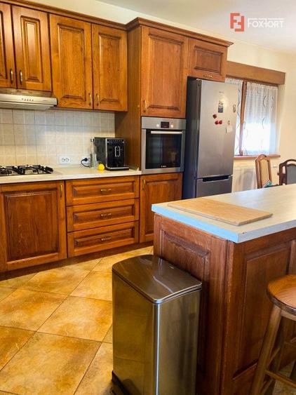 Casa individuala 5 camere si 4 locuri de parcare in Giroc