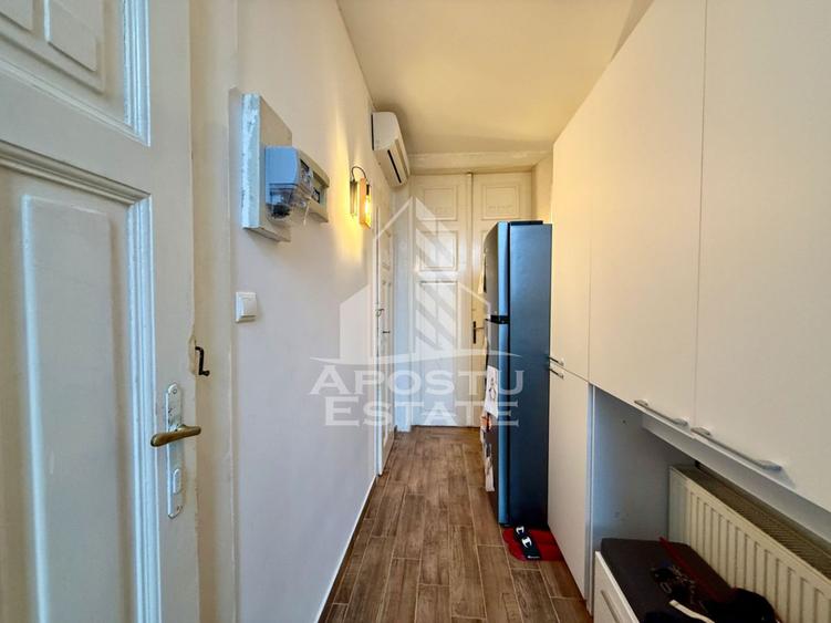 Apartament 3 camere de vanzare, etaj 1,  zona Maria Timisoara