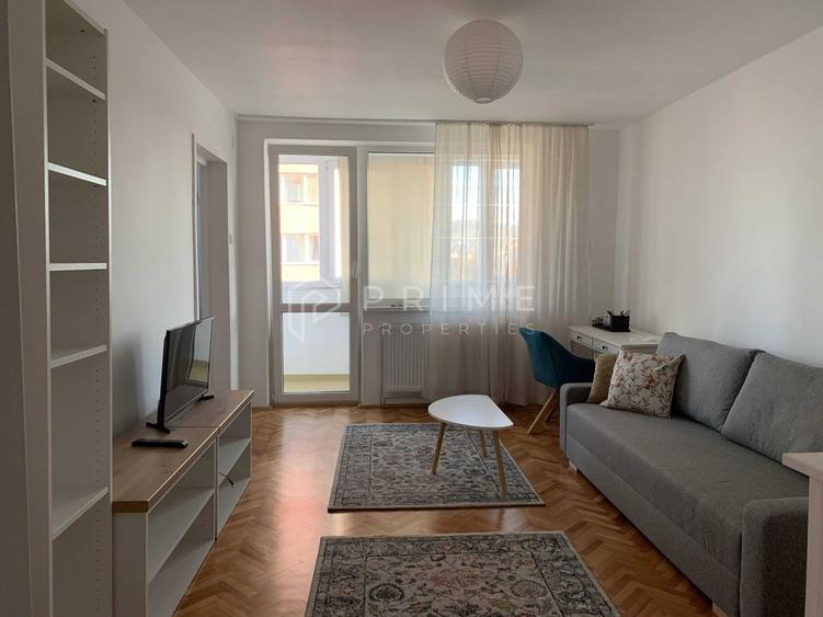 DE ÎNCHIRIAT: Apartament modern cu 2 camere și panoramă – Semicentral