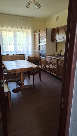 Casa 3 camere  recent renovata in Nadlac - 15