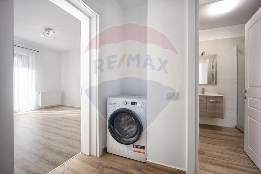 Apartament cu 3 camere de vânzare