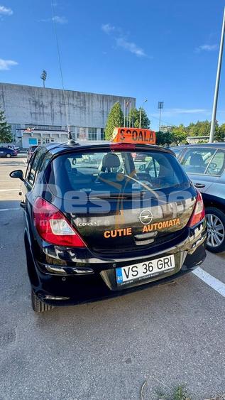 Afacere la cheie - scoala de soferi - 17 vehicule