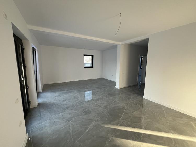 Vila P+1E, 4 camere, placa beton, proiect deosebit, Valu lui Traian!