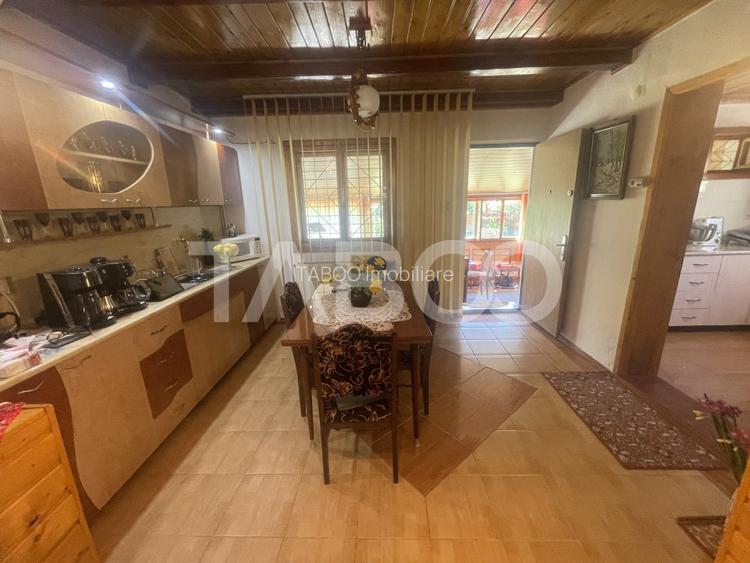 Casa individuala zona de munte cu 6 camere si teren 1030 mp Vale Sibiu - 9