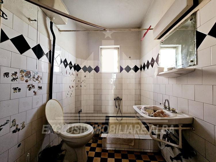 Casa individuala | 200 mp | 763 mp teren | Toate utilitatile | Cetate