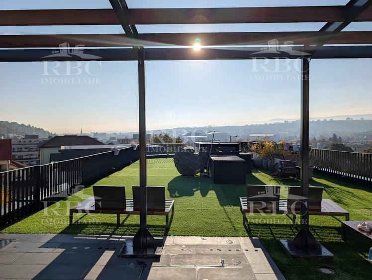 Penthouse superb cu terasa panoramica in supr. totala de 399 mp in Grigorescu