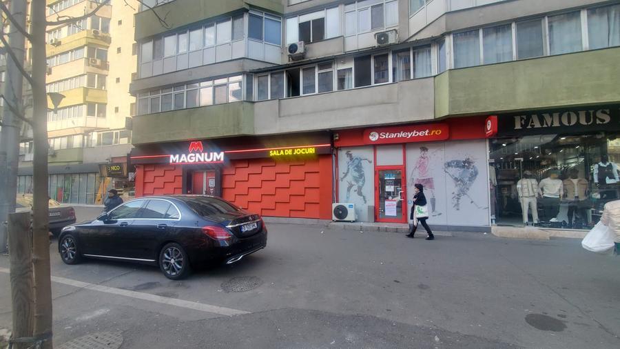 Pantelimon - Mega Mall - 45 mp - pret 1300 euro
