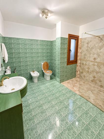 Apartament cu 4 Camere- Ultracentral