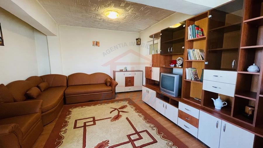Apartament spațios cu 3 camere, 3 ICFrimu, 80mp, nu este masnsarda