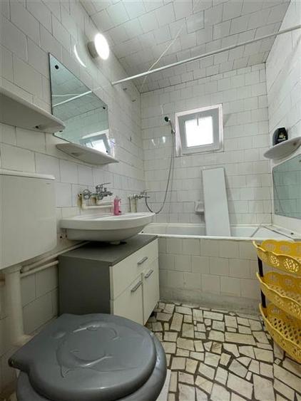 Apartament 4 camere de vanzare zona centrala Tulcea
