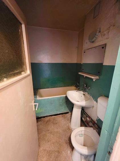 Apartament 2 camere de vanzare, Nord, bloc cu bulina