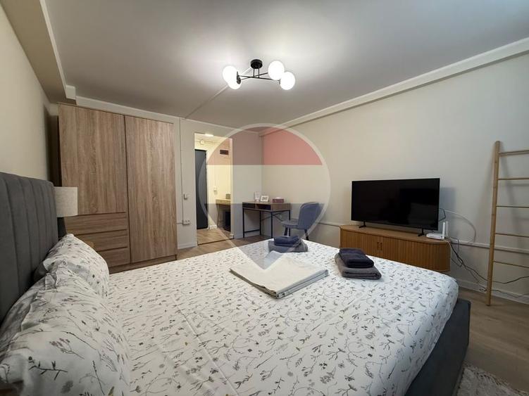 Garsonieră modernă | Peninsula Constanța | Aproape de Piața Ovidiu