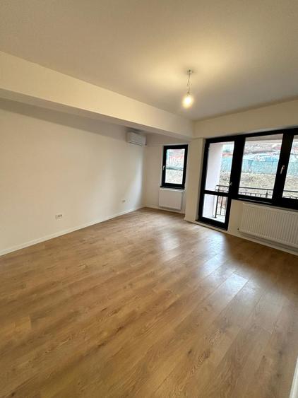 Apartament 1 camera de vanzare Pacurari