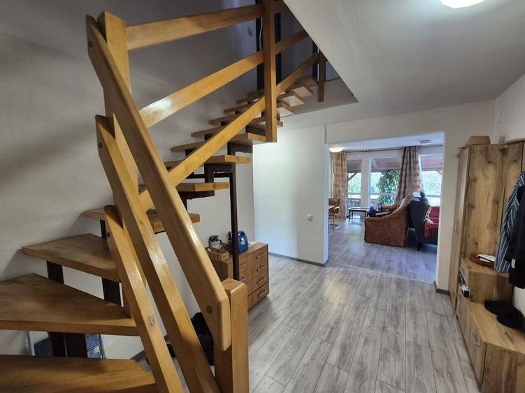 Casa P+1 din lemn - Mihailesti