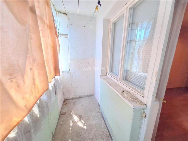 Apartament 2 semidecomandate, etaj 3 din 4, zona Miron Costin - 9