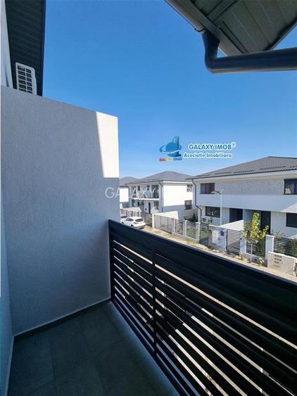 Vanzare casa de tip Duplex cu 370 mp de teren situat la Str Margelelor - 16