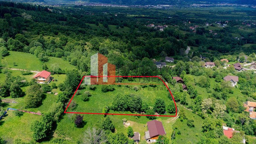 Teren cu livada Bran/ Predelut