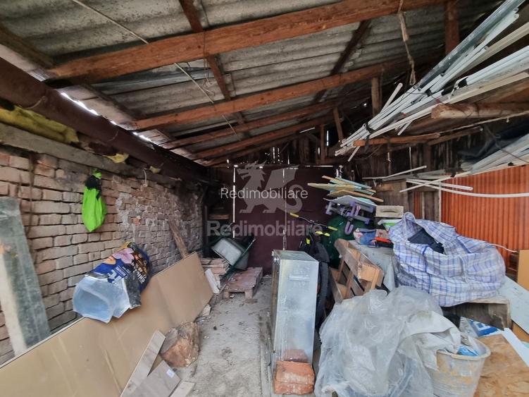 Casă funcțională, curte proprie, finisaje moderne - 13