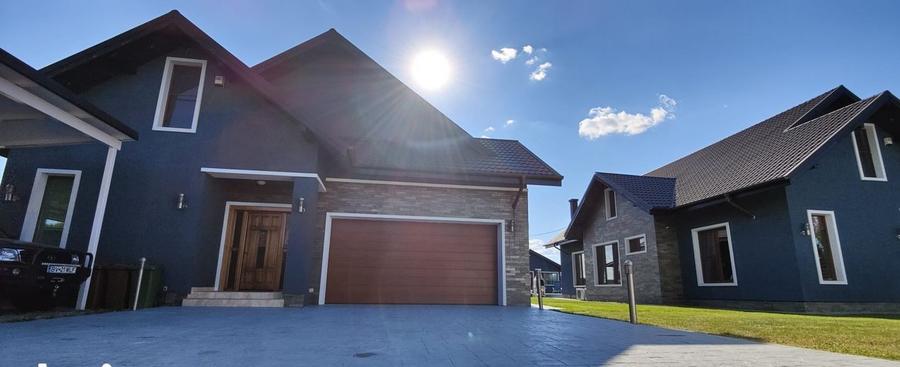 Vilă de Lux de 373 mp în Izvorani – Terase Vaste, Piscină și SPA lângă Pădure