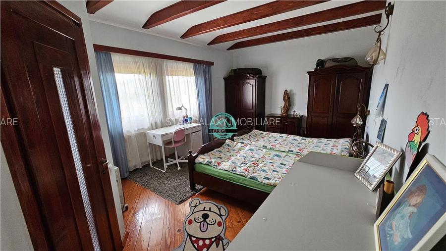 Vand casa de 380 mp, cu teren de 3500 mp in Sangeorgiu de Mures - 12