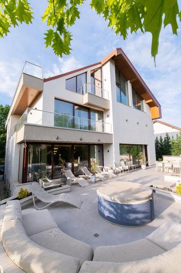 Casă exclusivistă de vânzare în Pipera – 5 dormitoare, design italian premium