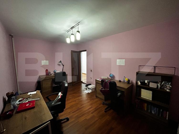 Casa de inchiriat, 4 camere, 200 mp, zona Penitenciar