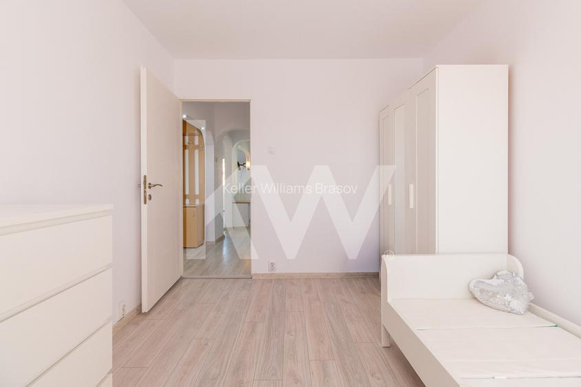 Vânzare apartament cu 3 camere, mobilat și utilat  - strada Vulturului - 9