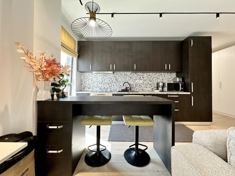 Inchiriere Apartament 2 camere, Azoria- cartier Zorilor, garaj si boxa