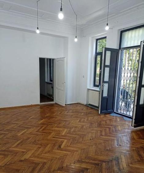 Super Apartament in Vila curte 50mp Cismigiu 4 camere