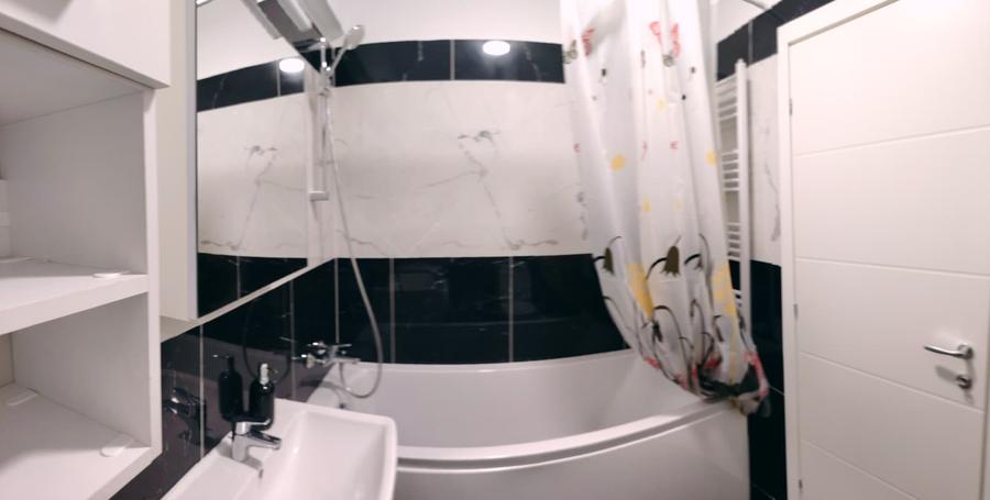 Apartament 2 camere decomandat, 58 mp, loc de parcare – Zona Centrală, lângă Palas | 700 €/lună