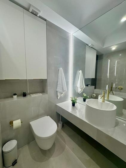 Studio dublu Cortina North + loc parcare gratuit