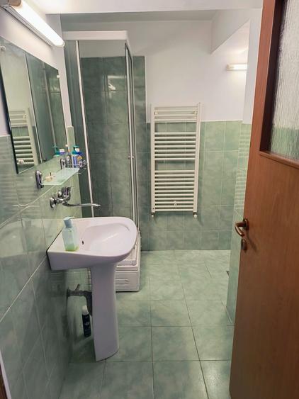 Apartament 3 camere in Manastur  zona Colina
