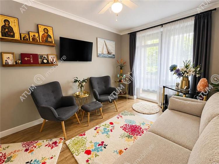 Apartament cochet cu 3 camere, gradina si 3 parcari in zona Selimbar