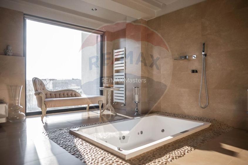 Casă / Vilă de lux cu 6 camere de vânzare în Șcheia, Suceava - 39