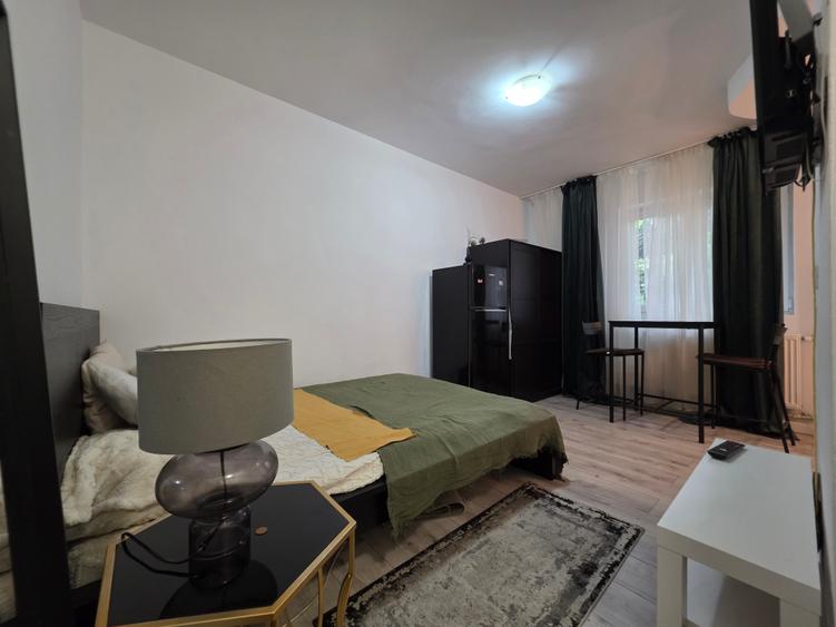 Garsoniera de inchiriat in zona Decebal / Rond Alba Iulia